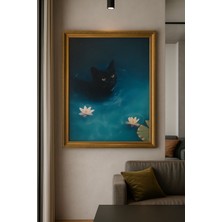 Mystic Black Cat – Nilüferli Su Temalı Sanatsal Duvar Tablosu (Çerçeveli)