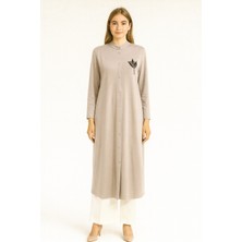 İdoll Giyim 961 Sıfır Yaka Önü Boydan Çıtçıtlı Ön Tarafı Arma Detaylı Kol Ucu Lastikli Kap #10-25#