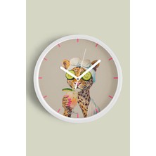 Bakım Yapan Leopar Modern Duvar Saati - 30CM - Önü Camlı Beyaz Kasa - Sessiz Mekanizma