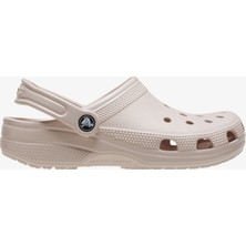 Crocs Classic Terlik 10001 Tekstil Malzeme ile Suya Dayanıklı ve Hafif Konfor Sunar