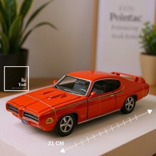 İki Yedi Konsept Kırmızı Retro Spor Araba Maketi 21 cm – Dekoratif Metal Masa Üstü Otomobil Tasarımı Ofis Hediyesi