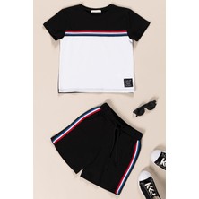 For You Kids Önü ve Yanı Renkli Şerit Çizgili Etiket Detay Erkek Çocuk T-Shirt Şort Takım | Siyah Beyaz