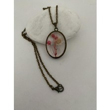 Hediyem Evime Kurutulmuş Beyaz Pembe Çiçek Figürlü Kolye Antik Bakır Renk