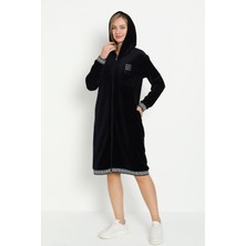 Intensive Collection Siyah Kapüşonlu Taş Detaylı Fermuarlı Cepli Pamuklu Kadife Elbise