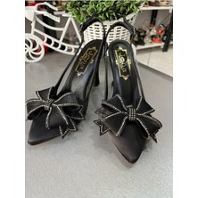 Jena Fiyonk Detaylı En Moda Çok Şık Kadın Ayakkabı 6 cm Topukboyu Saten Doku Her Zamanın Modeli Konfor