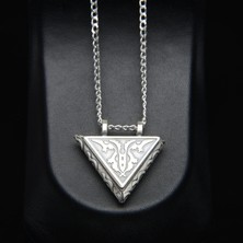 Silvalli 30 mm Küçük Üçgen Muska - Cb