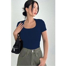 Rooted Kadın Havuz  Yaka T-Shirt & Bluz , Likralı Fitilli Kaşkorse Kumaş