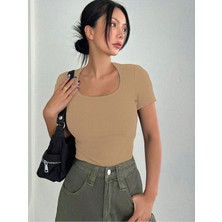 Rooted Kadın Havuz  Yaka T-Shirt & Bluz , Likralı Fitilli Kaşkorse Kumaş