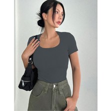 Rooted,Kadın Kare Yaka T-Shirt & Bluz , Likralı Fitilli Kaşkorse Kumaş