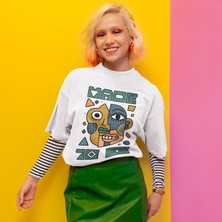 Tişört Kodu Made To Be – Sanatsal Kadın Oversize Tişört