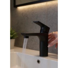 Mat Siyah Lavabo Bataryası Modern Tasarım Siyah Banyo Armatür