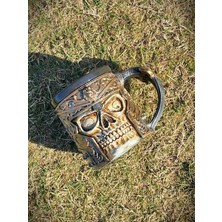 Dükkan Design Kral Arthur Kabartmalı Seramik Kupa