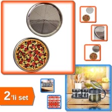 Hereveoyuncak Orta Boy Delikli Çelik Pizza Tepsisi 32 cm + 3 Adet Kaşıklı Standlı Cam Baharatlık - 2li Set N6U4P5