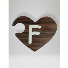 Mundy F Harfi (Sağ Parça) – Ahşap Puzzle Kalp Harf Magnet – Buzdolabı Süsü – Ikili Uyumlu (KOD:1003)
