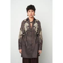 Orfeonegro Kadın Uzun Tesettüre Uygun Nakış ve Boncuk Işlemeli Kahverengi Ceket