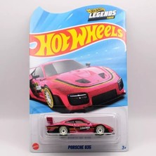 Hot Wheels Porsche 935 Legends Tour 1:64 Diecast Model Araba