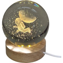 Lebron Astronot ve Yarım Ay Temalı Işıklı Cam Küre
