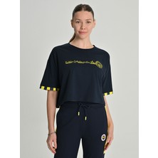 Fenerbahçe Kadın Trıbun Kalpleri Fetheden Renkle