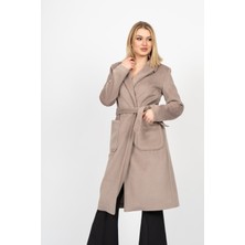 MissVina Kadın Cozyluxe Uzun Kaşe Kaban Vizon Renkli Bel Kuşaklı Düz Desenli Orta Kalınlık
