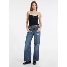 Guess Jeans Yüksek Bel Geniş Paça Relaxed Lacivert Kadın Denim Pantolon Guess Jeans Kadın Relaxed Fit Jean