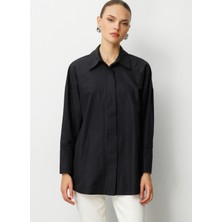 Mizalle Klasik Yaka Düz Siyah Kadın Tunik M1MZ1030210164