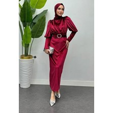 Tesettür Diyarı Çapraz Kesim Kemerli Kadife Tesettür Abiye- Bordo