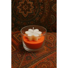 VitaTrust Çiçek Desenli Doğal Soya Mum – El Yapımı Dekoratif Aromaterapi Mum