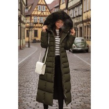 Barbora Kadın Kışlık Tam Boy Şişme Mont Kürklü Su İtici Özellikli Günlük Tarzda