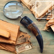 İki Yedi Konsept Dubourg Boynuz Saplı 30 cm Antika Büyüteç – Masa Üstü Dekoratif Obje, Ofis ve Iş Hediyesi