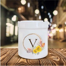 Çiçek Desenli V Harfi Baskılı Seramik Şık Küllük