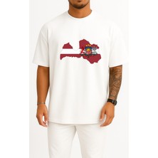Bahriyeli Collection Oversize Latvia Map - Litvanya Haritası Göğüs Tasarımlı Unisex T-Shirt