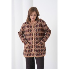 Mamayaga Kadın Tesettüre Uygun Önden Düğmeli Cepliuzun Kol Şık Geniş Kalıp Desenli Triko Ceket