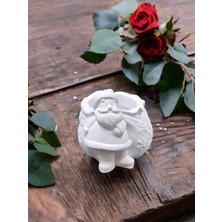 Noel Baba Figürlü Kabartmalı Dekoratif % 100 Doğal Soya Mum  Hoş Kokulu Yılbaşı Temalı Tasarım Ev Dekorasyonu ve Özel Hediye