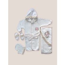 0-6 Ay Kaplan Nakışlı Bornozlu 5li Kız Bebek Havlu Silgi Takımı Pembe