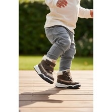 Cool Bebek Bot Kahve Renk Yumuşak Malzeme ile Rahat Taban ve Kaymaz Taban Özellikleri