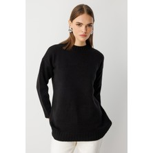Mizalle Yuvarlak Yaka Oversize Siyah Triko Kazak