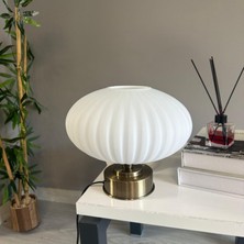 Bamyum Elegant Cam Beyaz Y Piramit Masa Lambası Dekoratif Masaüstü Aydınlatma Hol Yatak Odası Başucu Lamba