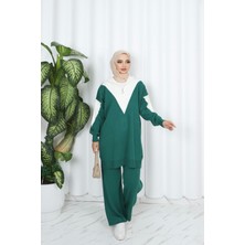 Zarif Yaka Detaylı Triko Takım