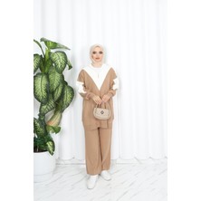 Zarif Yaka Detaylı Triko Takım