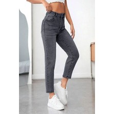 FlexiFit Mom Boyfriend Esnek Yüksek Bel Kadın Kot Pantolon – Rahat Kalıp, Şık Görünüm, Premium Denim Kalitesi