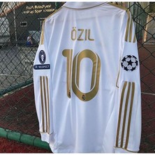 Maharet R.e.a.l M.a.d.r.i.d 2011/12 Sezonu Mesut Özil Deplasman Forması (Byz)
