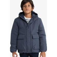 DeFacto Su İtici Kapüşonlu Fermuarlı Şişme Mont Erkek Çocuk E7386A825WN