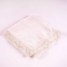Hayrat Neşriyat Iğne Oyalı Şal (Namaz Örtüsü, 144X68 Cm. Krem)