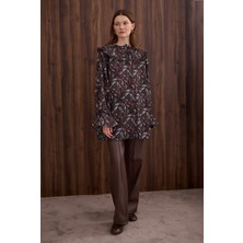 HE-QA Yaka Detaylı Gömlek Karanfil Desen