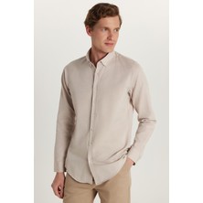 Tudors Erkek Slim Fit Dar Kesim Uzun Kollu Pamuklu Oxford Doku Kolay Ütü Taş Renk Düğmeli Yaka Gömlek