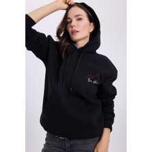 Tudors Kadın Oversize Geniş Kesim Pamuklu Yumuşak Dokulu İçi Polarlı Baskılı Siyah Kapüşonlu Sweatshirt