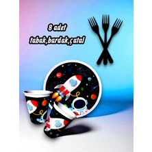 8 Kişilik Uzay Temalı Tek Kullanımlık Servis Seti