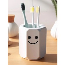 Sevimli ve Pratik Çocuk Diş Fırçalık ve Bardak, Hijyenik Kullanım Için Ideal