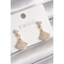 Claris Pirinç Gold Renk Zirkon Taşlı Motif Model Kadın Küpe
