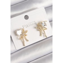 Claris Pirinç Gold Renk Zirkon Taşlı Kurdele Model Kadın Küpe